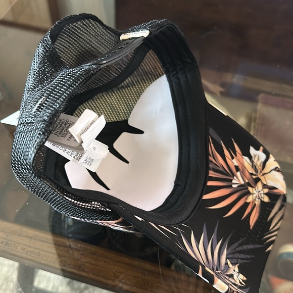 NWT Billabong Heritage Mashup Women's Trucker Hat - Multi / Black - Adjustable - Picture 7 of 8